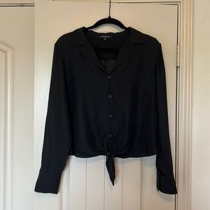 Lafayette 148 New York 100% silk hip length tie front long sleeve blouse